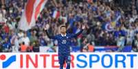 Jogadores de Fran&ccedil;a e B&eacute;lgica em disputa de bola na Liga das Na&ccedil;&otilde;es - Foto: Divulga&ccedil;&atilde;o / FFF / Jogada10