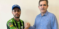 Cleitinho ao lado do suplente Alex Sandro Coelho Diniz  Foto: Reprodu&ccedil;&atilde;o/Instagram/cleitinho