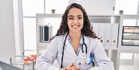 Planejamento e organiza&ccedil;&atilde;o podem ajudar a reduzir a depend&ecirc;ncia exclusiva da agenda e trazer mais previsibilidade para a atividade do m&eacute;dico Foto: Krakenimages.com | Shutterstock / Portal EdiCase