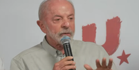 Presidente e candidato &agrave; reelei&ccedil;&atilde;o Luiz In&aacute;cio Lula da Silva (PT) d&aacute; entrevista coletiva nesta ter&ccedil;a-feira, 6  Foto: Reprodu&ccedil;&atilde;o / YouTube