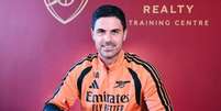 Mikel Arteta comanda treinamento do Arsenal - Foto: Divulga&ccedil;&atilde;o / Arsenal / Jogada10