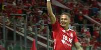 Vitinho chega ao oitavo gol na temporada com a camisa colorada &ndash;  Foto: Ricardo Duarte / Internacional / Jogada10