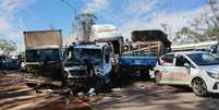 Acidente envolvendo 28 ve&iacute;culos interditou parcialmente a BR-040, em Nova Lima, pr&oacute;ximo a Belo Horizonte  Foto: Divulga&ccedil;&atilde;o/Corpo de Bombeiros