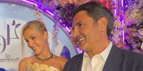Ana Hickmann e Edu Guedes falam sobre casamento e filhos no programa "TV Fama", da RedeTV!  Foto: Reprodu&ccedil;&atilde;o / RedeTV!