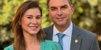 Fernanda e Fl&aacute;vio Bolsonaro s&atilde;o casados desde 2010  Foto: Reprodu&ccedil;&atilde;o/Instagram