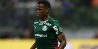 Foto: Jhon Arias pelo Palmeiras ( Cesar Greco/Palmeiras) / G&aacute;vea News