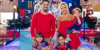Virginia e Z&eacute; Felipe posam com os filhos  Foto: Reprodu&ccedil;&atilde;o/Instagram