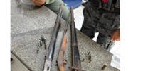 Três armas de fogo e diversas munições foram apreendidas em Olinda  Foto: Divulgação / Portal de Prefeitura