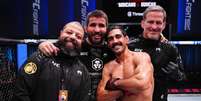 Jos&eacute; Delano e equipe Foto: Divulga&ccedil;&atilde;o/UFC / Esporte News Mundo
