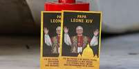 Homenagem ao papa Leão XIV diante do Hospital Agostino Gemelli, em Roma  Foto: ANSA / Ansa - Brasil