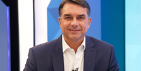Flávio Bolsonaro durante sabatina na Globo  Foto:  Globo/ Manoella Mello