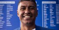 Paulinho, em sua apresentação como dirigente do Cruzeiro   Foto: Gustavo Aleixo/Cruzeiro / Esporte News Mundo