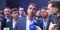 Flávio Bolsonaro (PL) em entrevista appos o debate na Band  Foto: Reprodução/Band