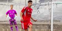 Pai de Jo&atilde;o Vitor, Miranda fez 58 jogos pela Sele&ccedil;&atilde;o Brasileira onde marcou tr&ecirc;s gols - Foto: Lucas Figueiredo/CBF / Jogada10