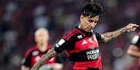 Pedro tamb&eacute;m &eacute; um dos pendurados do Flamengo contra o Galo &ndash;  Foto: Gilvan de Souza / Flamengo / Jogada10