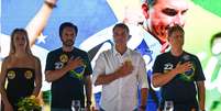 Tarcísio de Freitas (Republicanos) e Ricardo Nunes (MDB), aliados do candidato derrotado Flávio Bolsonaro (PL), concordaram com prorrogação de horário de votação neste domingo, 25  Foto: ROBERTO SUNGI/ATO PRESS/ESTADÃO CONTEÚDO
