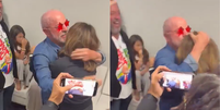 Lula comemora vitória com beijo em Janja  Foto: Reprodução/X