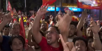 Eleitores de Lula xingam Bolsonaro ao vivo na Globo  Foto: Reprodução/Globo