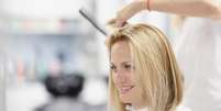 O corte de cabelo pode ganhar vers&otilde;es curtas, alongadas ou em camadas, al&eacute;m de diferentes tons de loiro para personalizar o visual Foto: Canva/Alexander's Images / Bons Fluidos