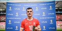 Embolo em a&ccedil;&atilde;o pela Su&iacute;&ccedil;a - Foto: Jurij Kodrun/Getty Images / Jogada10