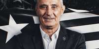 Tite &eacute; apresentado pelo Botafogo Foto: Tite no Botafogo ( X/Botafogo) / G&aacute;vea News