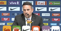 Rodrigo Caetano durante coletiva da Sele&ccedil;&atilde;o  Foto: Reprodu&ccedil;&atilde;o/Youtube/CBF