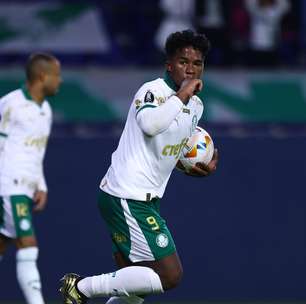 Lázaro empata para o Palmeiras contra o Independiente; siga
