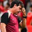 Corinthians desperdiça pausa e demite Fernando Diniz na pior hora possível
