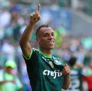 Com a mão na taça: veja o que o Palmeiras precisa para confirmar 12º título