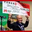 Homem que luta contra o câncer ganha R$ 6,7 bilhões em loteria