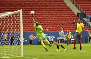 Após empate sem gols, Colômbia bate o Uruguai nos pênaltis