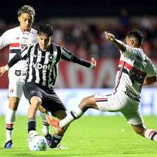 Com tempos distintos e gol no fim, São Paulo e Botafogo empatam no Morumbis