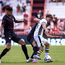 Com gol de calcanhar, São Bernardo bate Atlético-GO e lidera a Série B