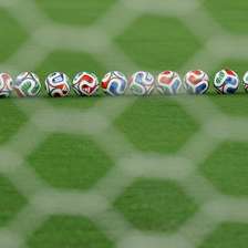 Seleção anuncia ídolo como novo treinador