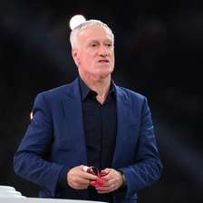Deschamps minimiza pênalti perdido por Mbappé: "Não tem problema"