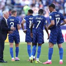 Jogadores da Espanha saem em defesa da França após fala racista de ex-primeiro-ministro