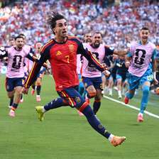 Com placar 'mentiroso', Espanha domina Argentina e conquista o bicampeonato da Copa do Mundo