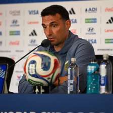 Argentina mira em ex-alvo do Flamengo para substituir Lionel Scaloni
