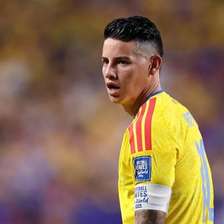 Avião com James Rodríguez tem falha no motor antes da decolagem