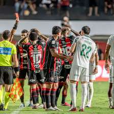 Vitória do Palmeiras no Brasileirão é marcada por polêmicas; confira os lances