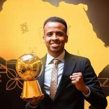 Barrado na Copa, árbitro somali vai apitar final de peso na Europa