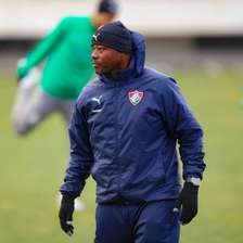 Marcão define volta da zaga titular em decisão na Libertadores
