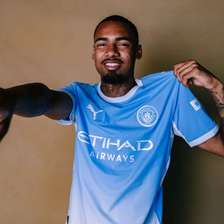 Ex-Palmeiras é anunciado pelo Manchester City