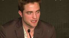 Robert Pattinson põe 'Crepúsculo' de lado em Cannes