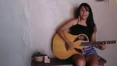 Mulher cria música em resposta ao 'Lepo Lepo' e faz sucesso