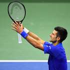 Após homenagem, Djokovic vence na abertura do US Open