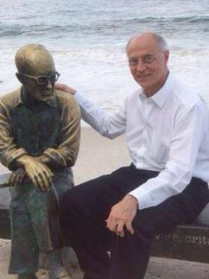 Em 2º lugar no Senado de SP, Suplicy lamenta no Facebook