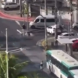 Suspeito usa mulher de escudo durante tiroteio em via de Salvador