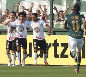 Relembre a queda do Palmeiras para Série B em 150 fotos