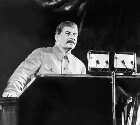 Grande dia! Hoje é aniversário da morte do ditador e genocida soviético  Stalin. : r/brasilivre
